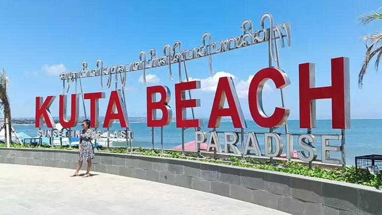 Kuta Beach Experience
